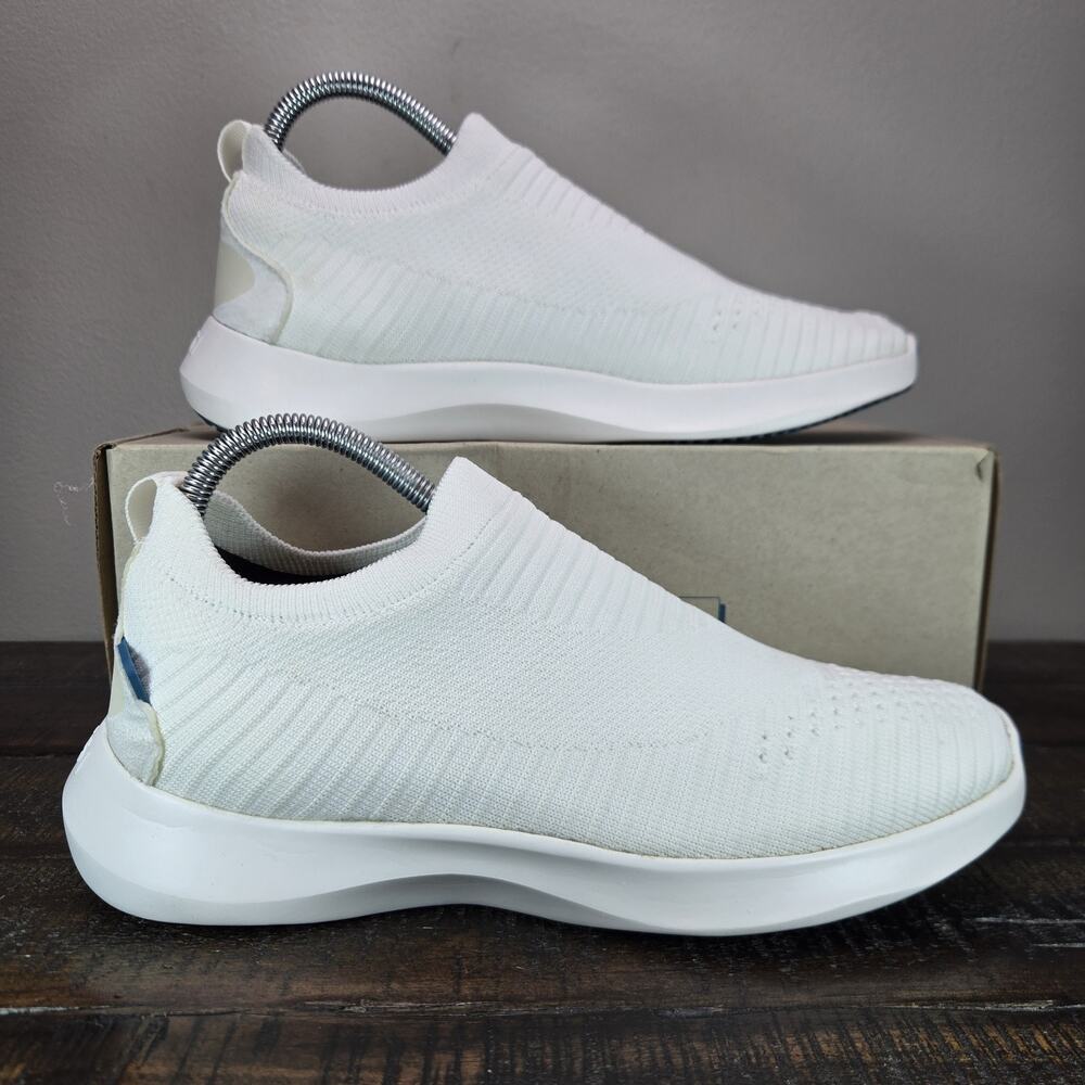 NEW Vessi Everyday Move Slip On Womens Size 8 Waterproof Shoes Sneakers Polar